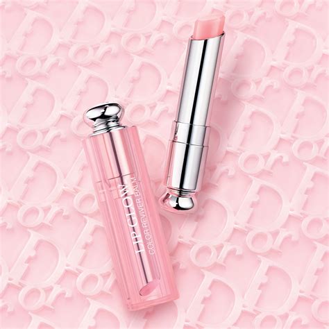 Balsamo labbra Dior Lip Glow per labbra idratate .